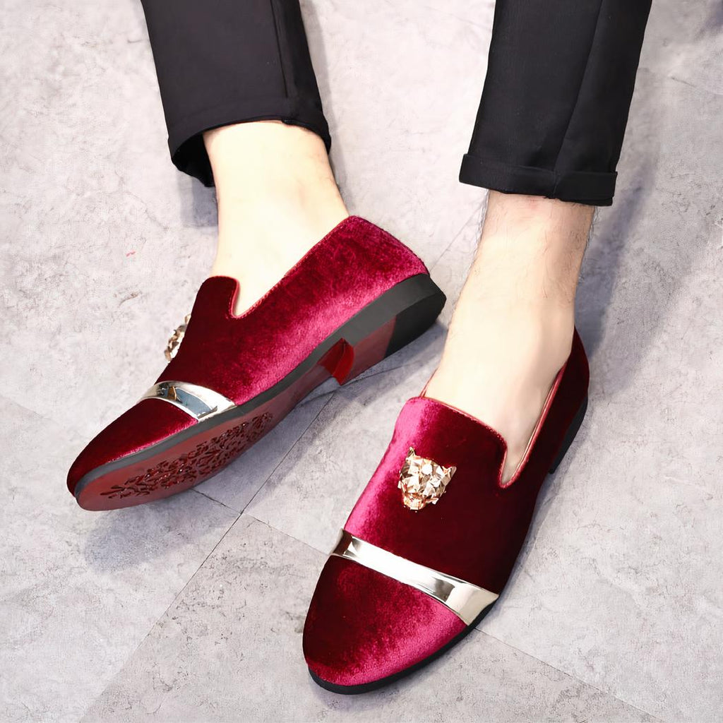 Mocassins de mariage en velours avec écusson tigre