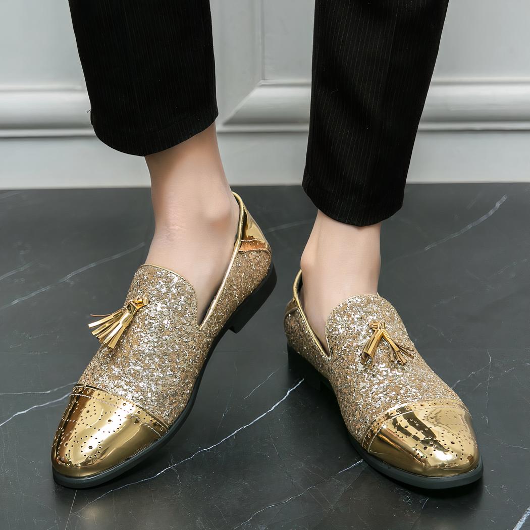 Mocassins de soirée dorés vernis et pailletés