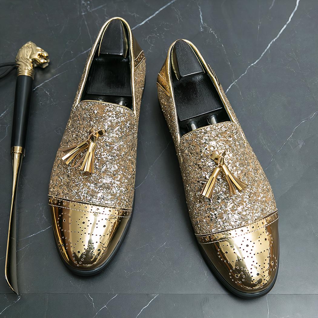 Mocassins de soirée dorés vernis et pailletés