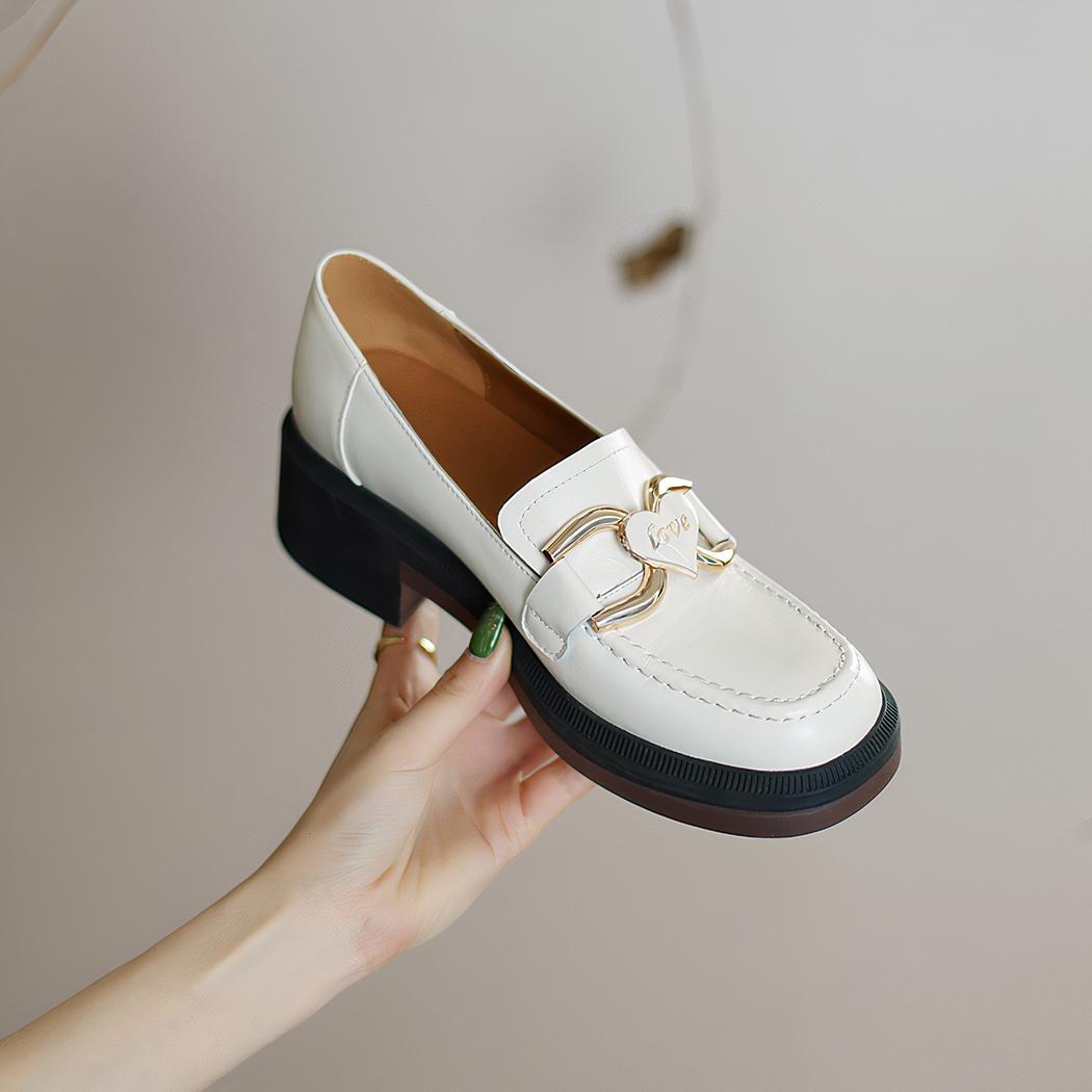 Mocassins en cuir à talon et semelle épaisse pour femme