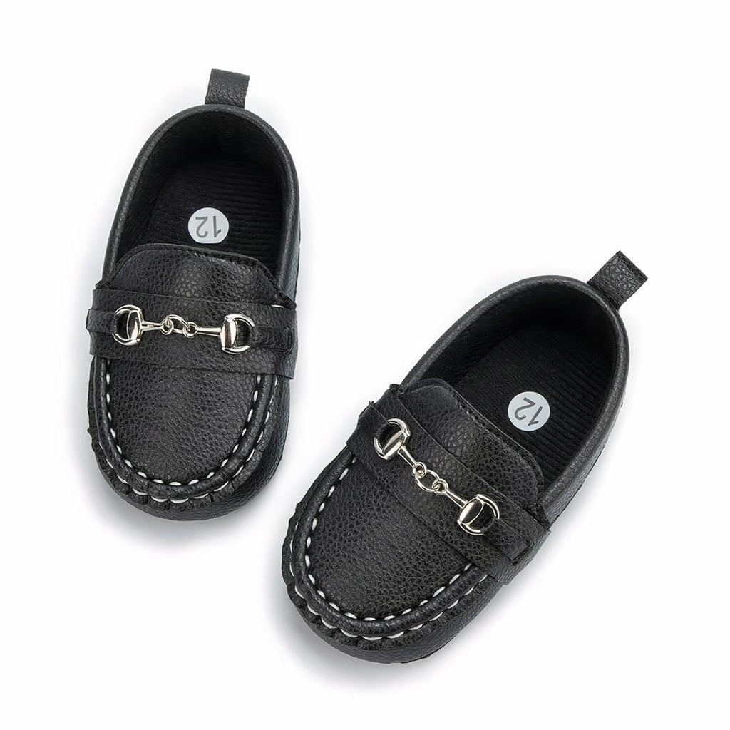 Mocassins effet cuir grainé avec mors argentés pour bébé