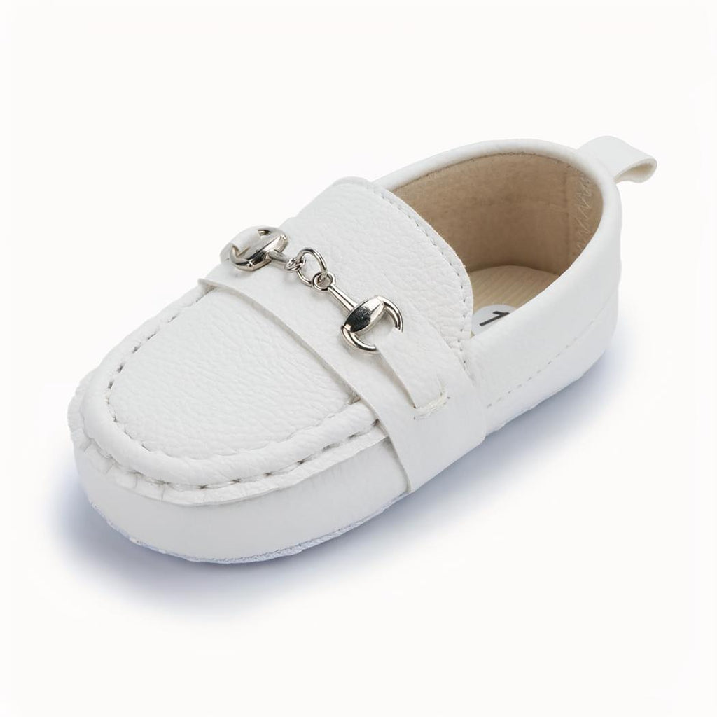 Mocassins effet cuir grainé avec mors argentés pour bébé