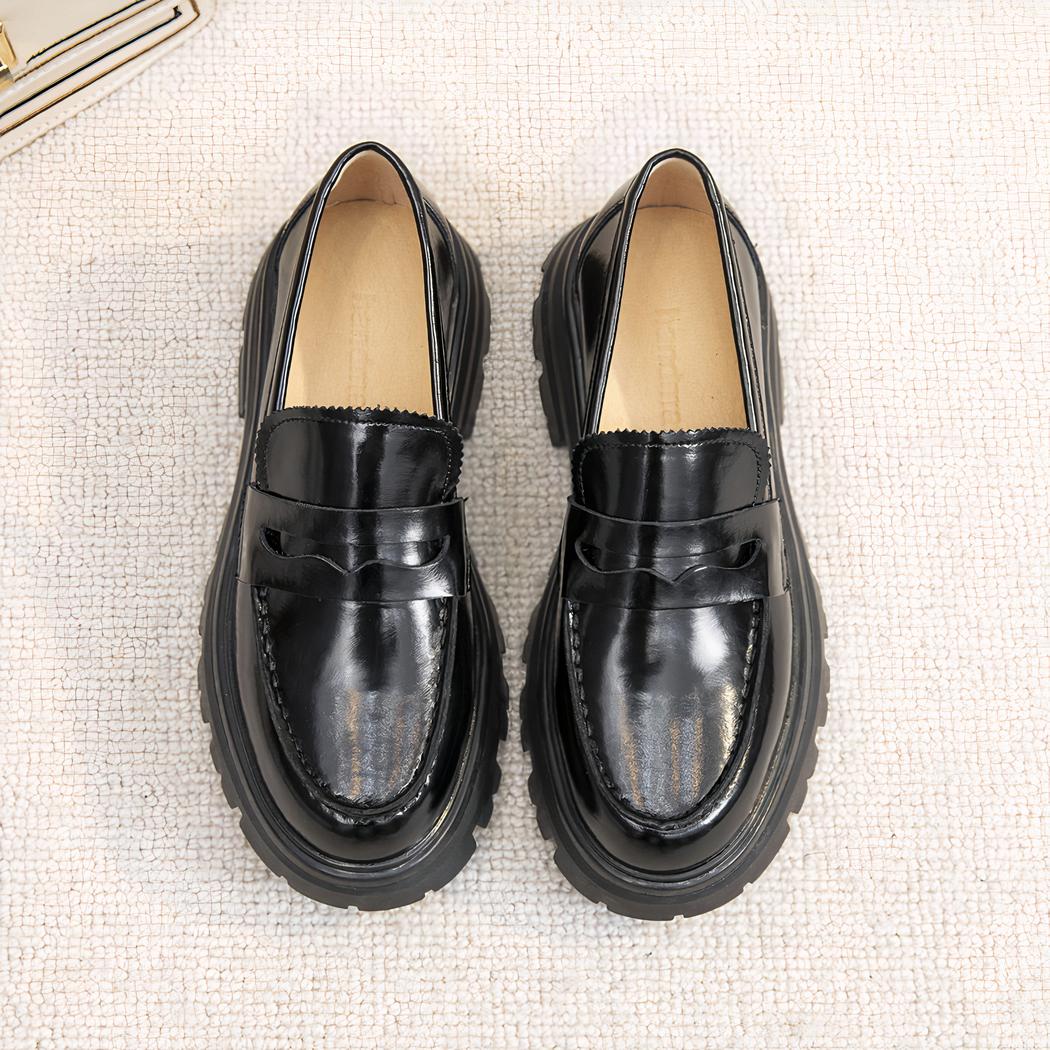 Mocassins en cuir lisse à semelle épaisse
