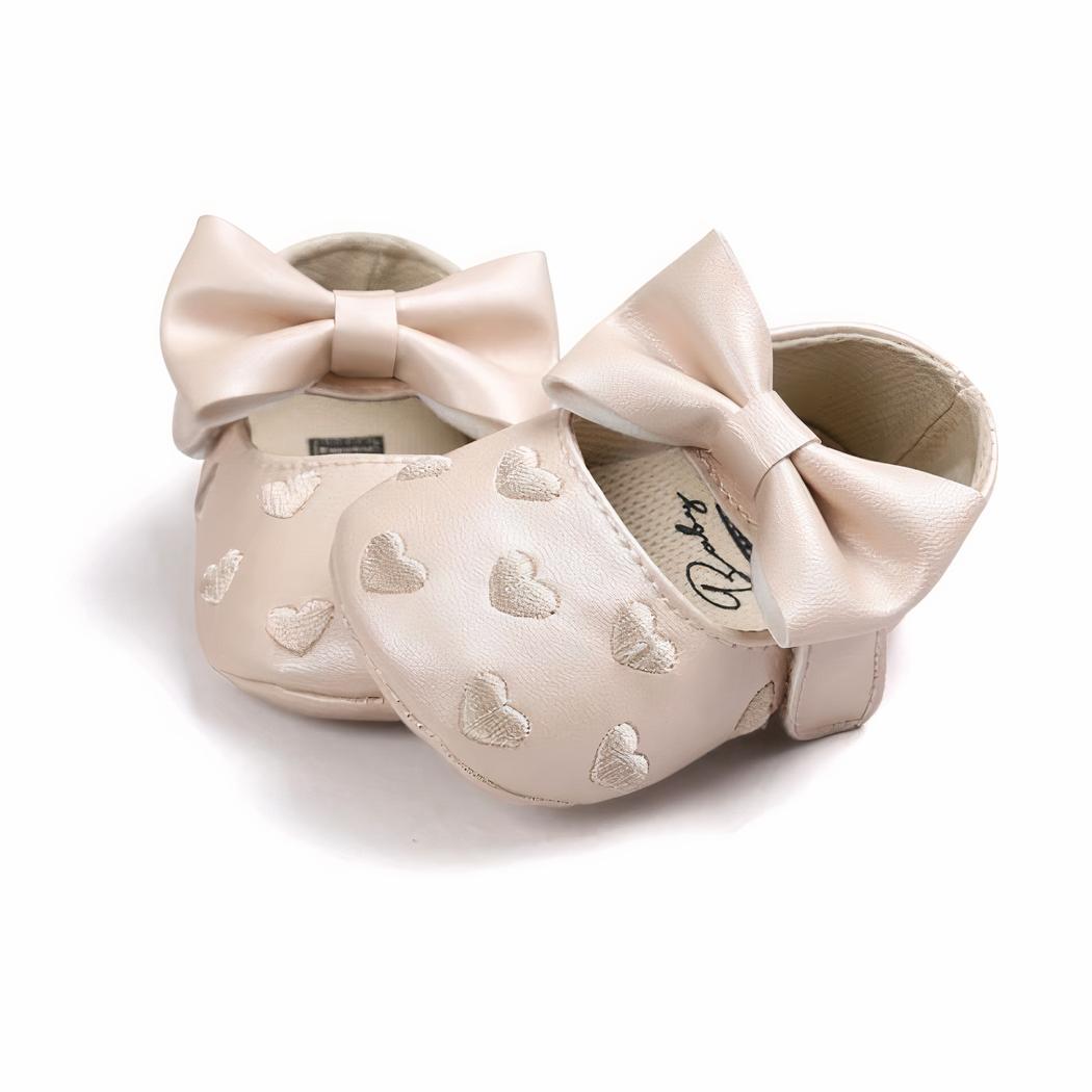 Mocassins pour bébé fille à motif coeur