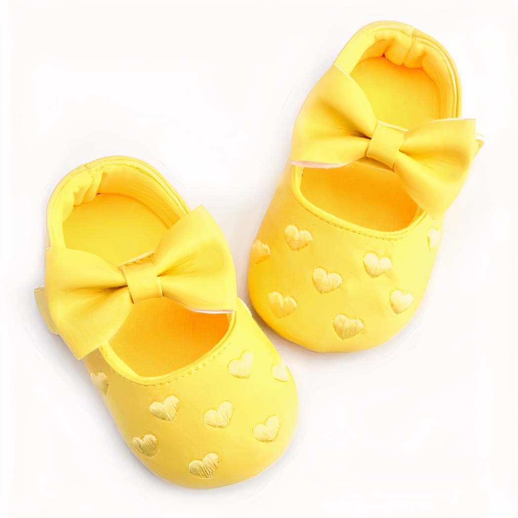 Mocassins pour bébé fille à motif coeur