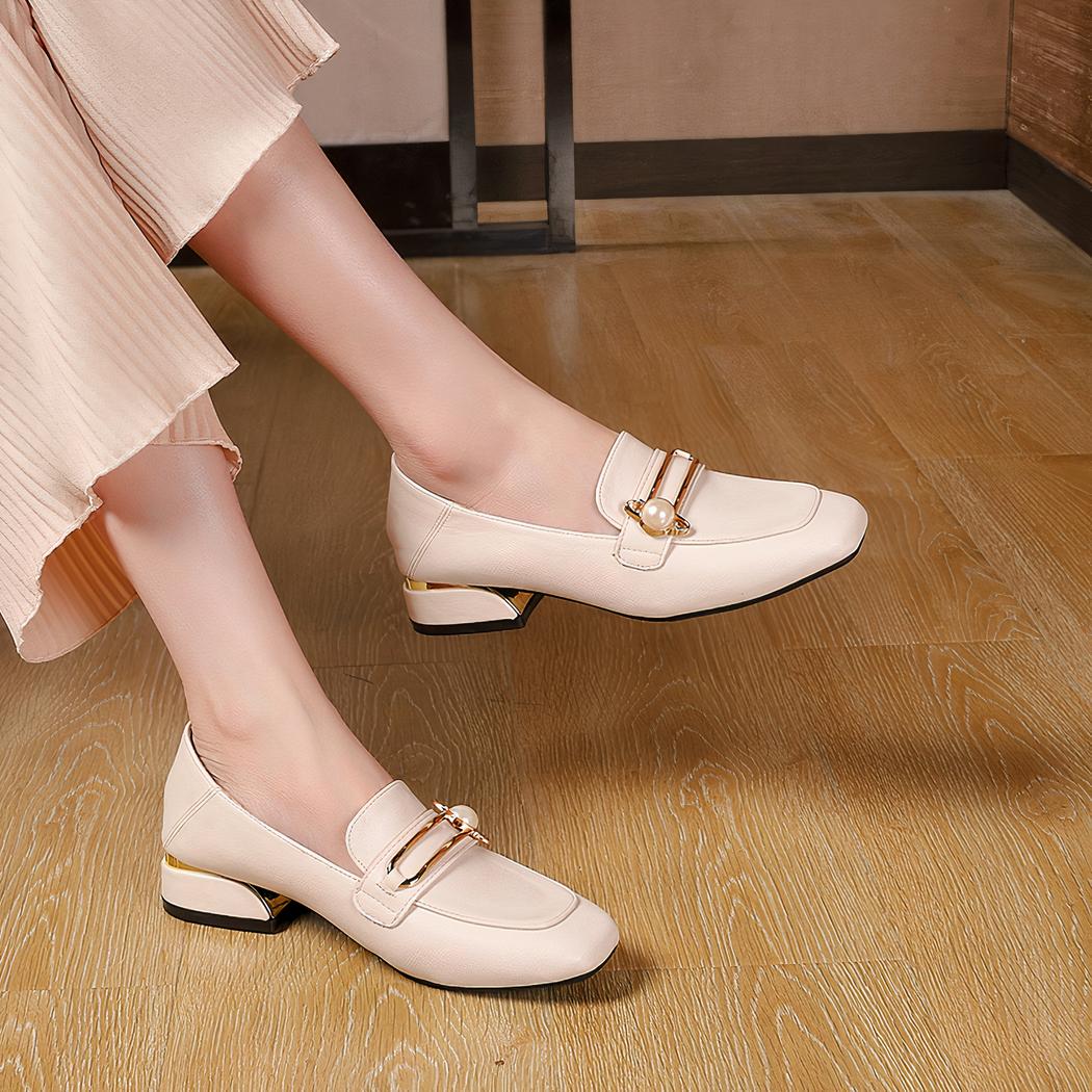 Mocassins en cuir à talons épais et carré pour femmes