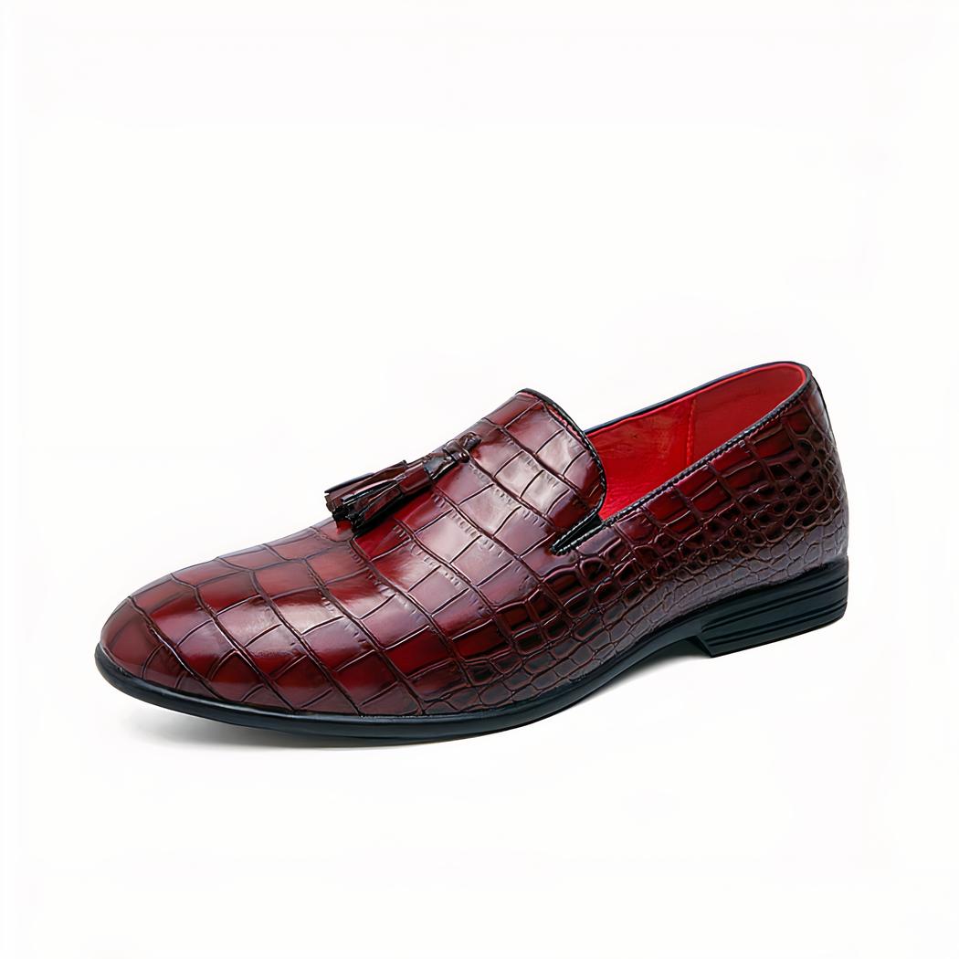 Mocassins en cuir vernis rouge grain crocodile