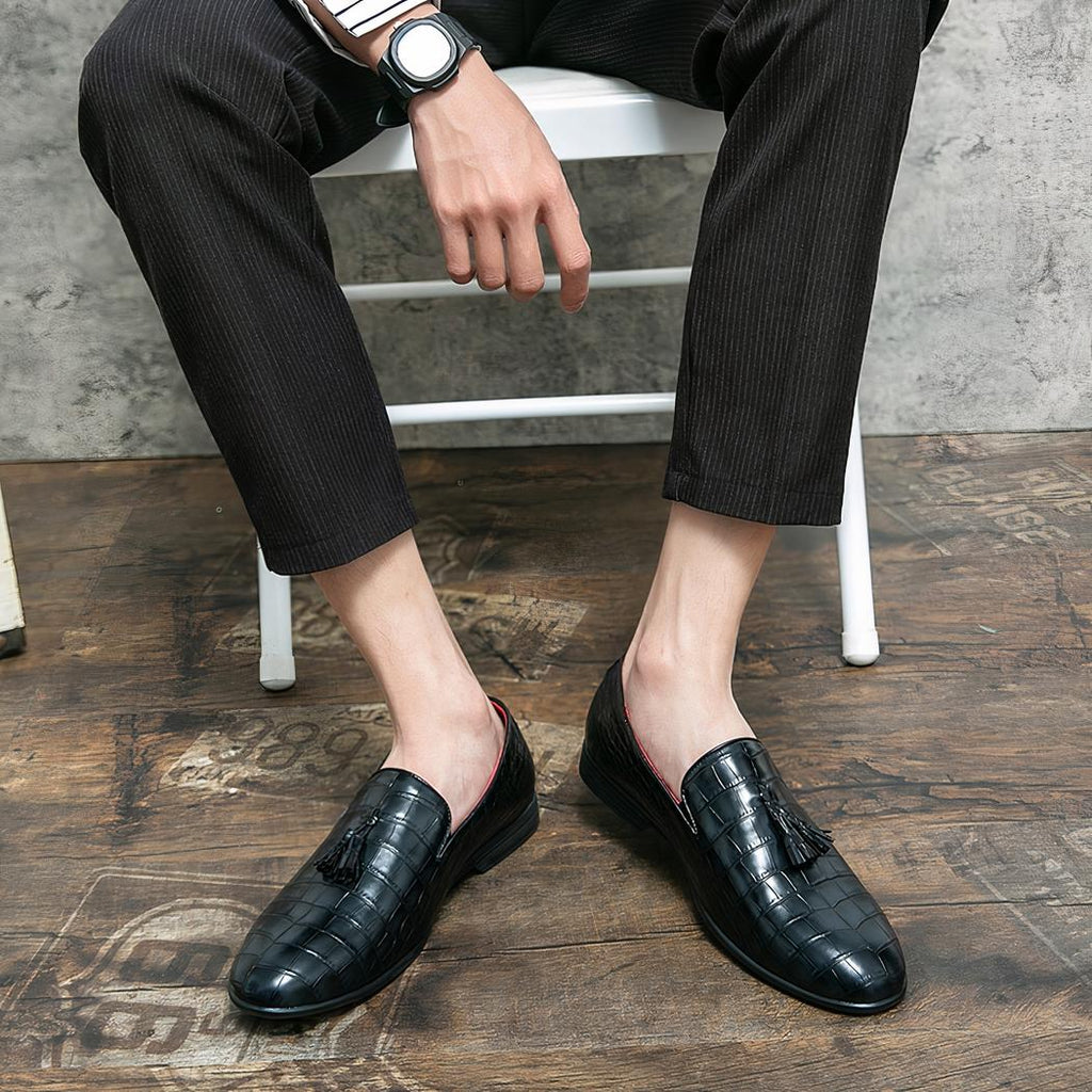 Mocassins en cuir vernis noir effet peau de crocodile