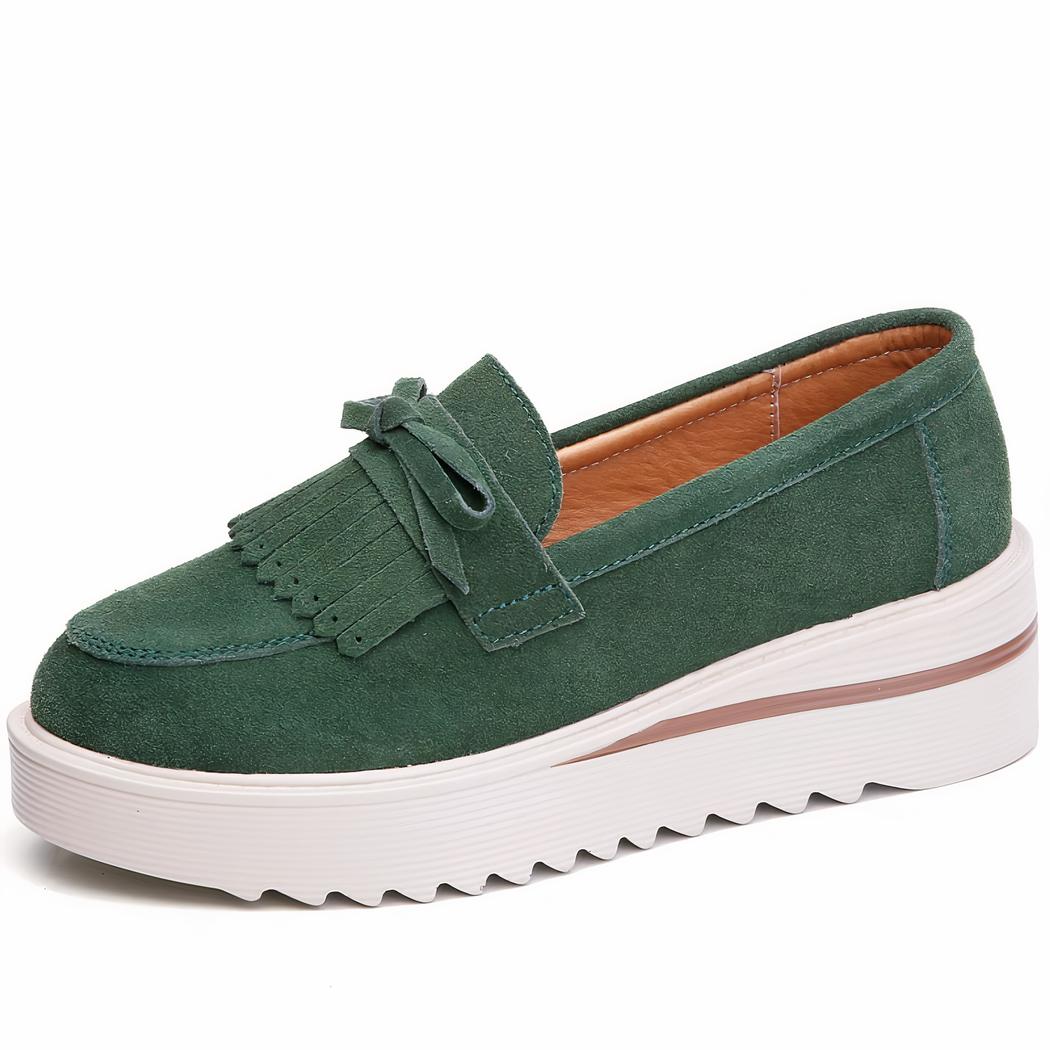 Mocassins daim à plateforme compensée