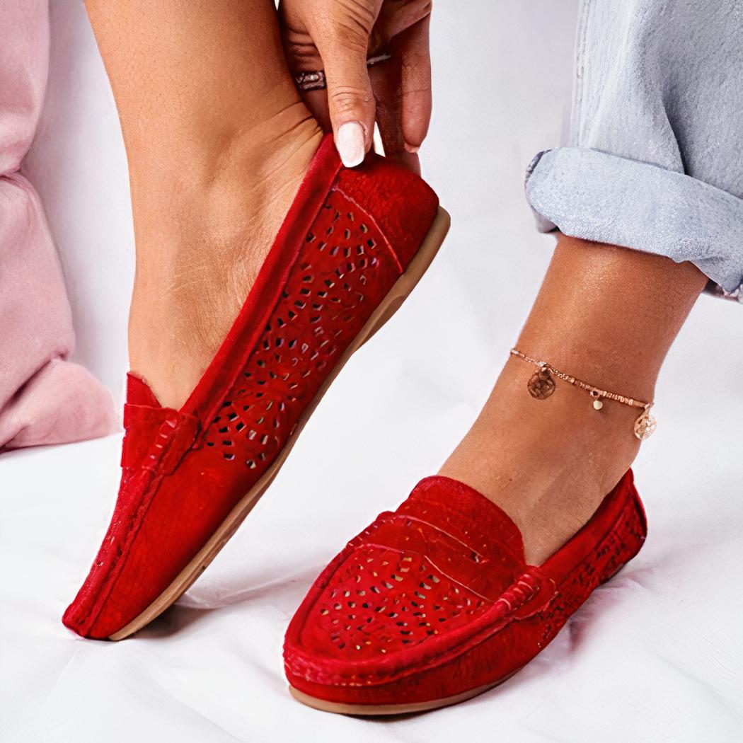 mocassin rouge en daim pour femme