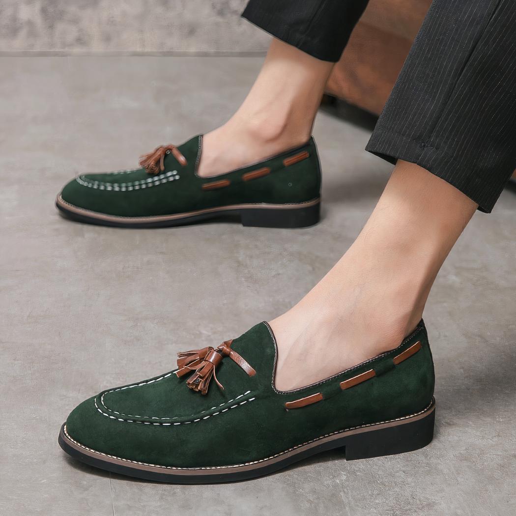 Mocassins en daim verts à glands pour hommes