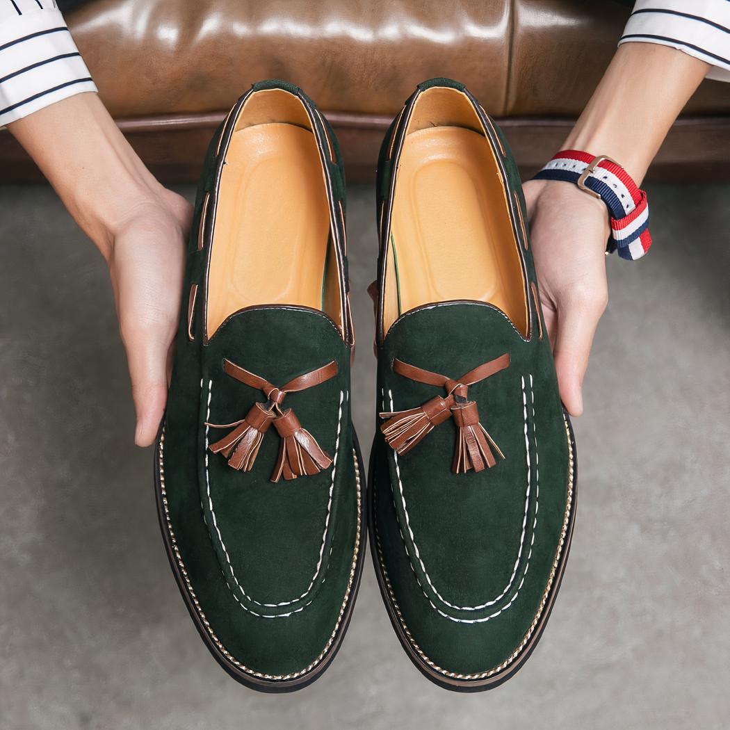 Mocassins en daim verts à glands pour hommes