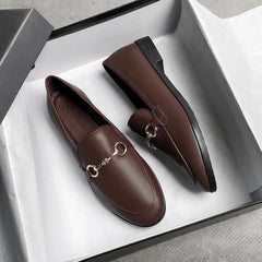 Mocassins en cuir avec des détails dorés pour femmes, Marron