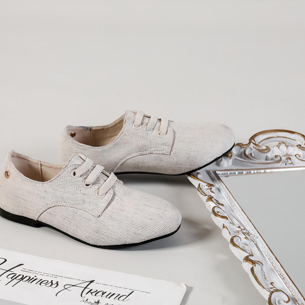 Mocassins en tissu de couleur neutre pour garçons