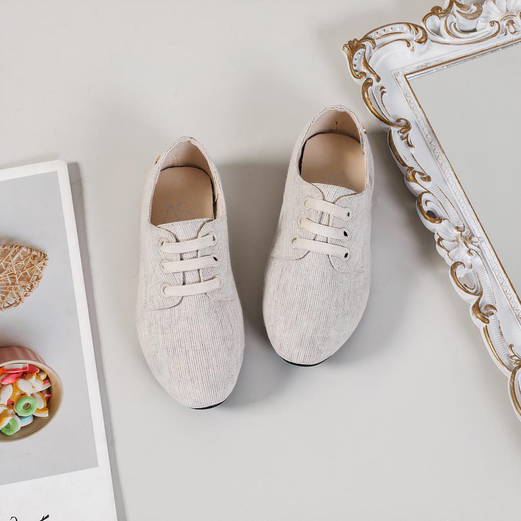 Mocassins en tissu de couleur neutre pour garçons