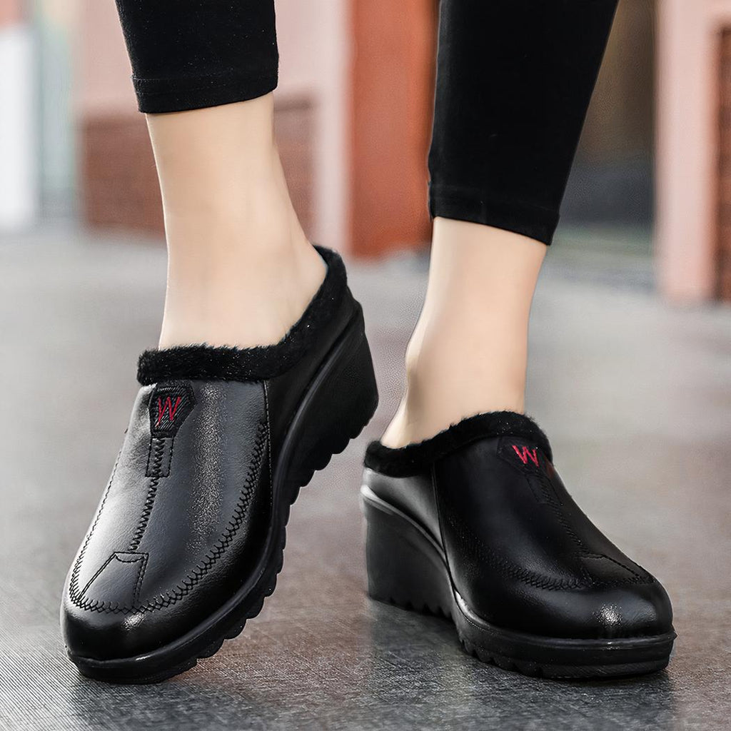 Mocassins fourrés à semelles compensées faciles à enfiler pour femme