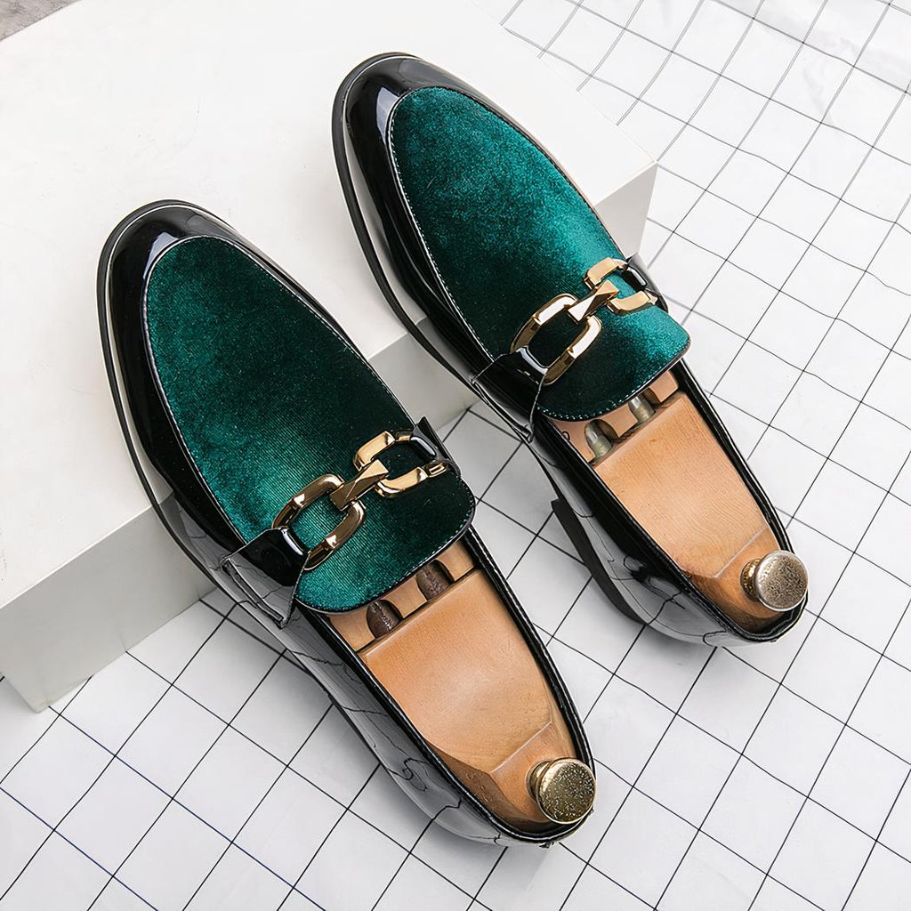 Mocassins habillés vernis noir et velours à mors dorés