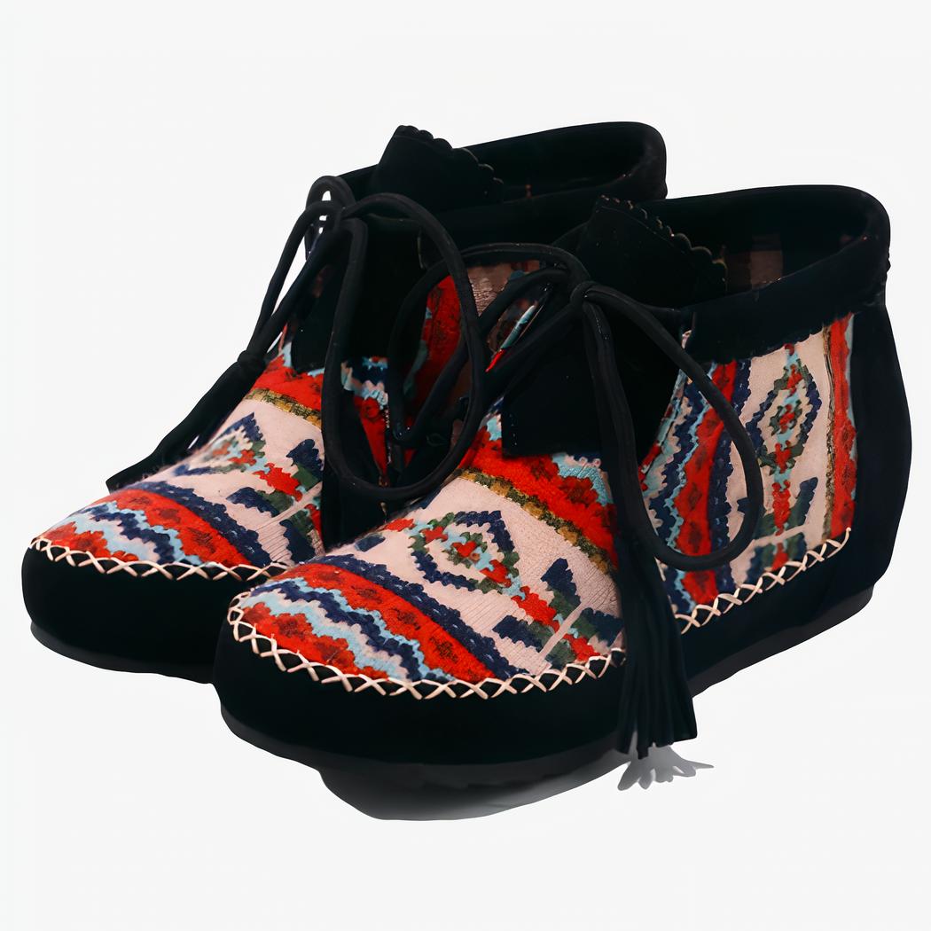 Mocassins indiens en daim noir et toile à motifs ethniques