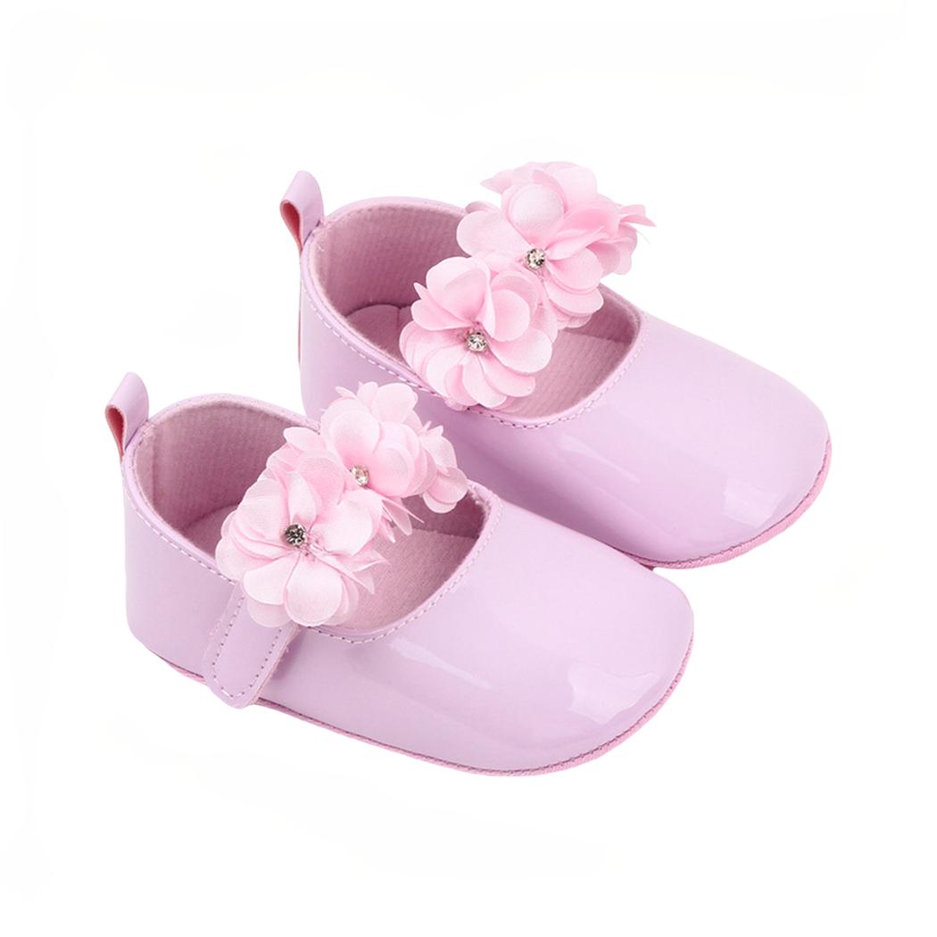 Mocassins mignons à fleurs pour bébé fille