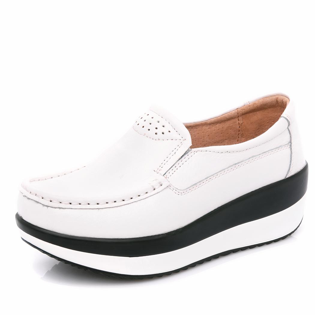 Mocassins orthopédiques à plateforme effet cuir