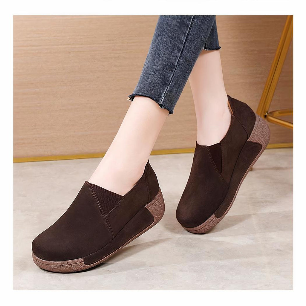 Mocassins orthopédiques en daim compensés