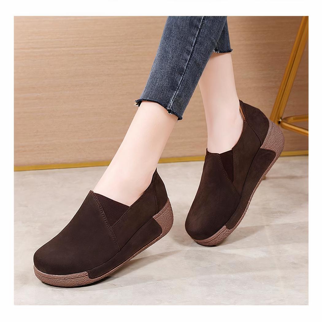 Mocassins orthopédiques en daim compensés