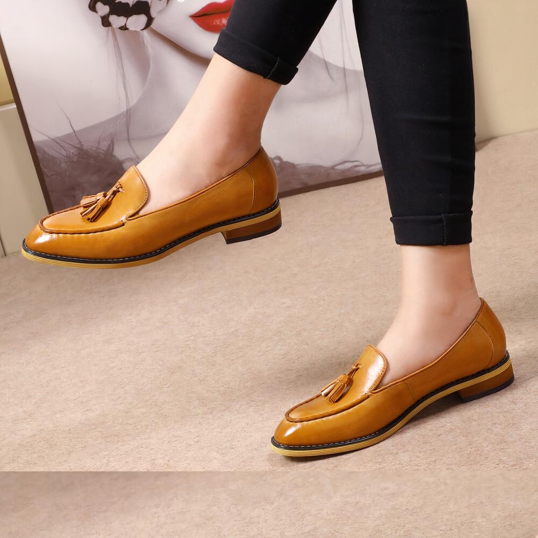 Mocassins plats à glands en cuir brillant véritable pour femme