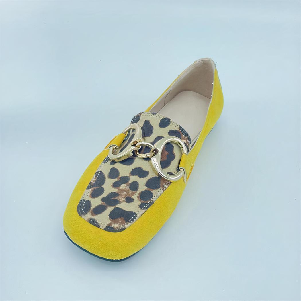 Mocassins plats jaunes avec imprimé léopard et boucle dorée pour femme