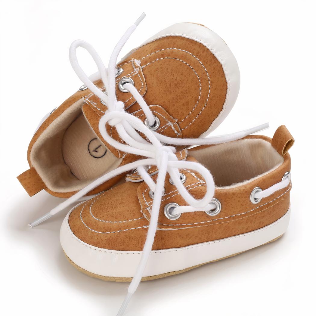 Mocassins style bateau à lacets pour bébé garçon