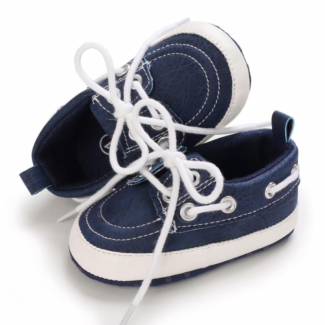 Mocassins style bateau à lacets pour bébé garçon