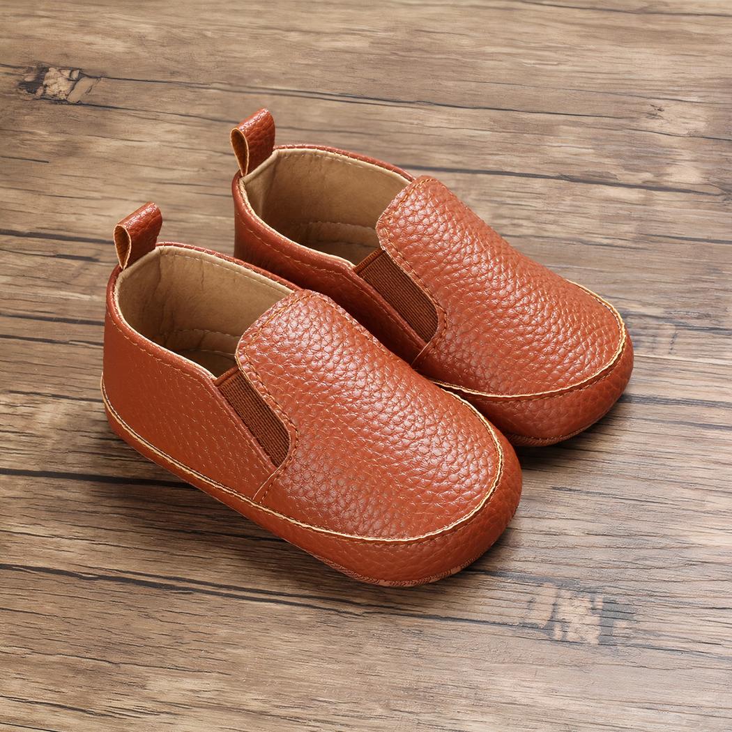 Mocassins unis à enfiler en cuir synthétique pour bébé