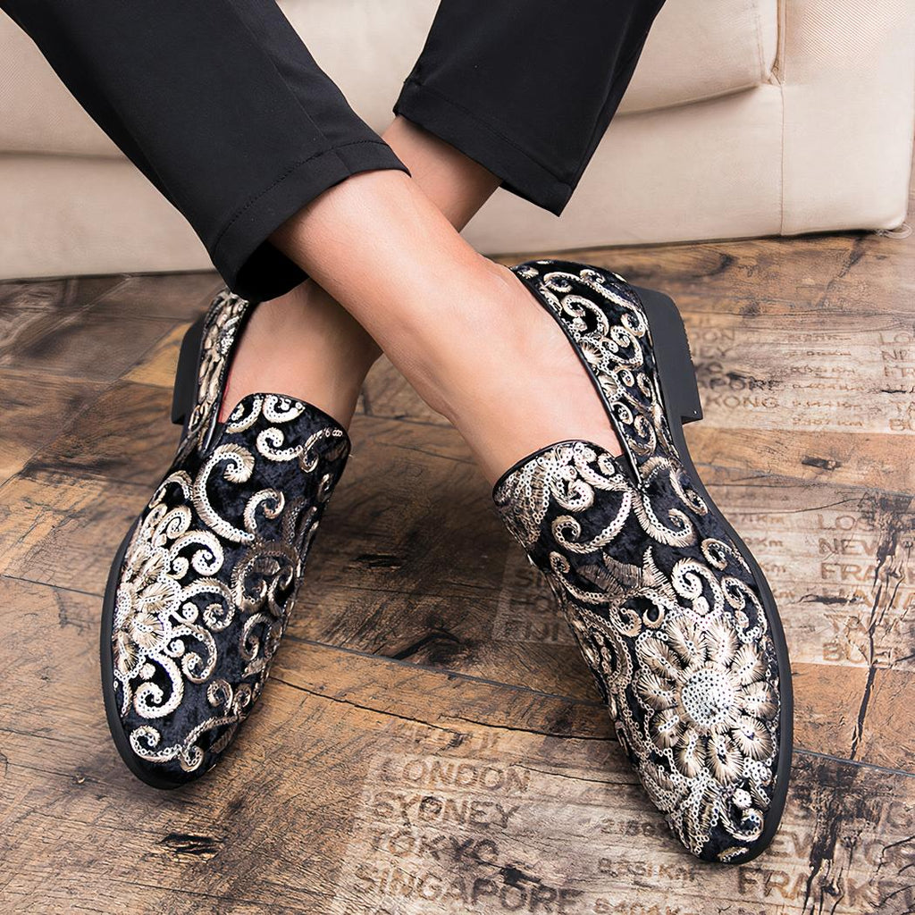 Mocassins effet velours brillant avec broderie fleurie et sequins