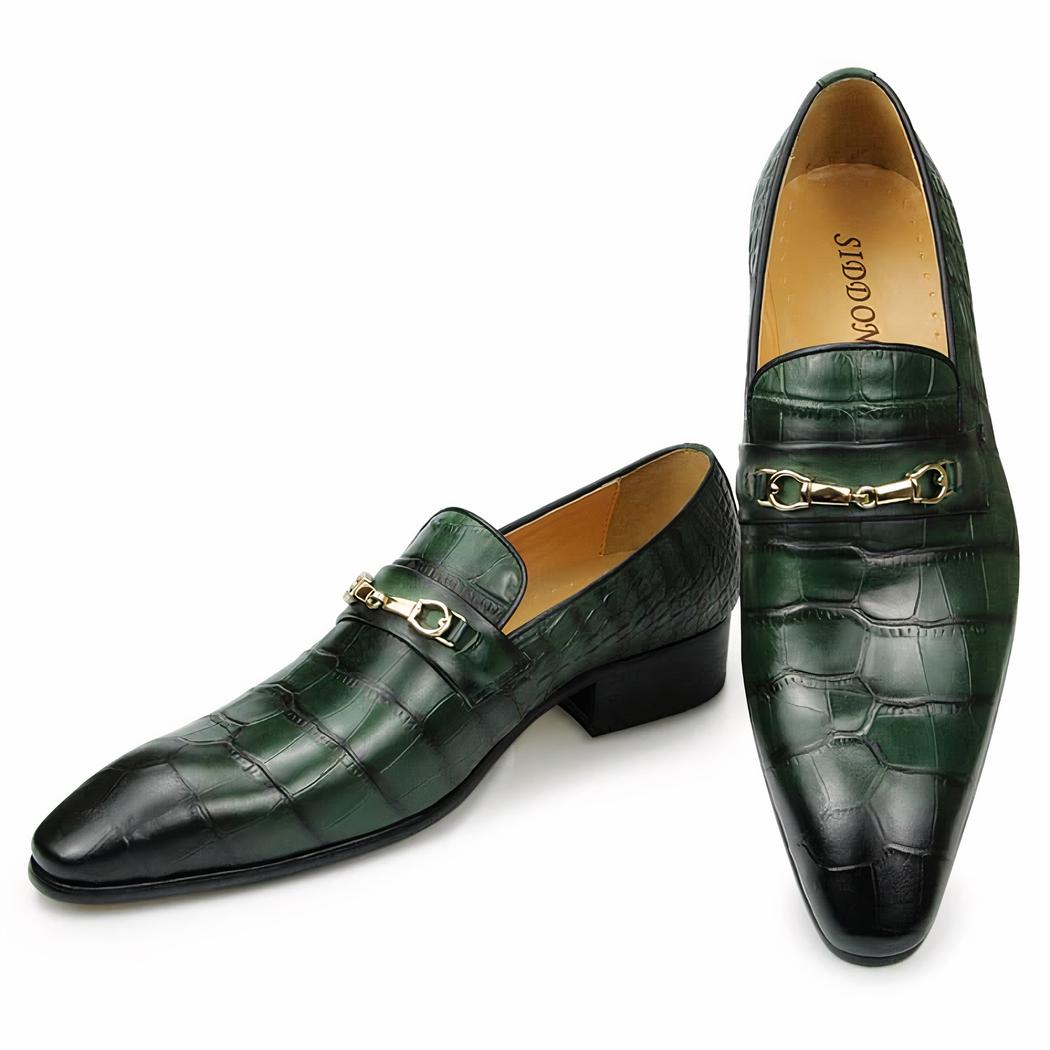 Mocassins verts pointus en cuir effet croco