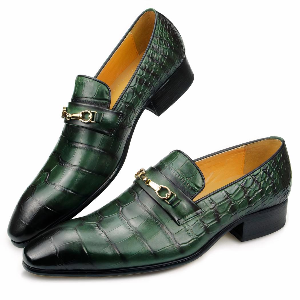 Mocassins verts pointus en cuir effet croco