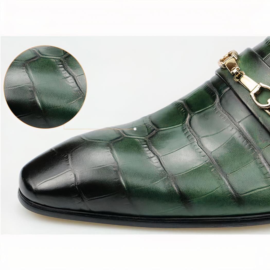 Mocassins verts pointus en cuir effet croco