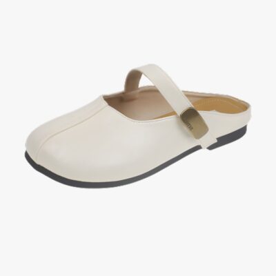 Mule mocassin souple en cuir synthétique blanc sur fond gris très clair