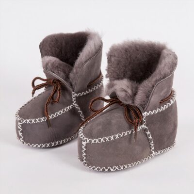 Bottines mocassins indiens en cuir et fourrure pour bébé